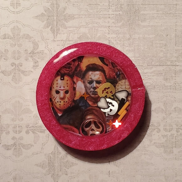 Horror phone grip - Picture 3 of 5